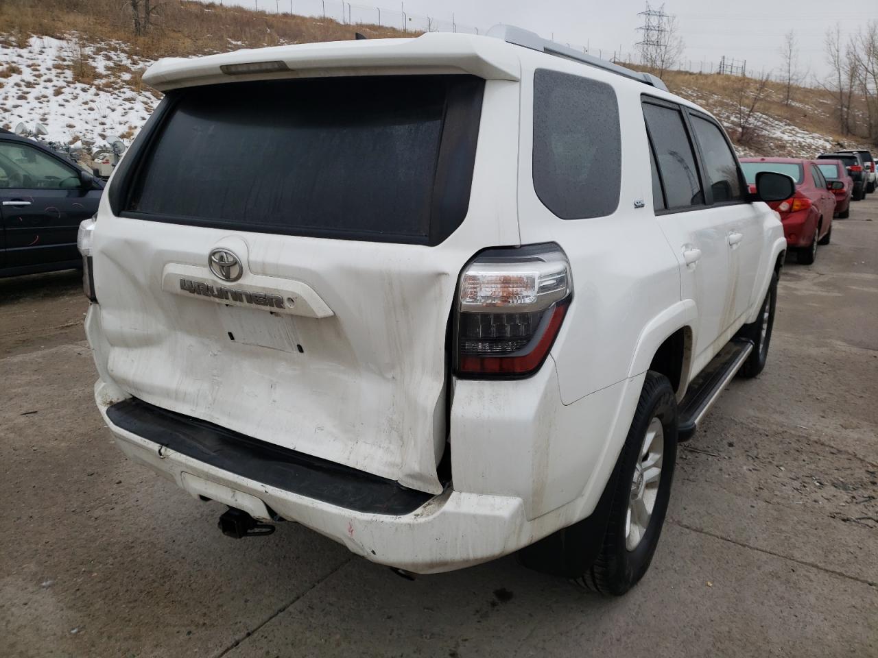 Photo 4 from auction – 2015 TOYOTA 4RUNNER SR with VIN JTEBU5JR5F5210267