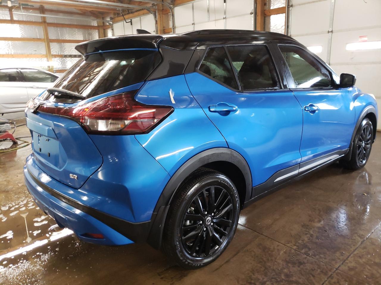 Photo 4 from auction – 2021 NISSAN KICKS SR with VIN 3N1CP5DVXML498165