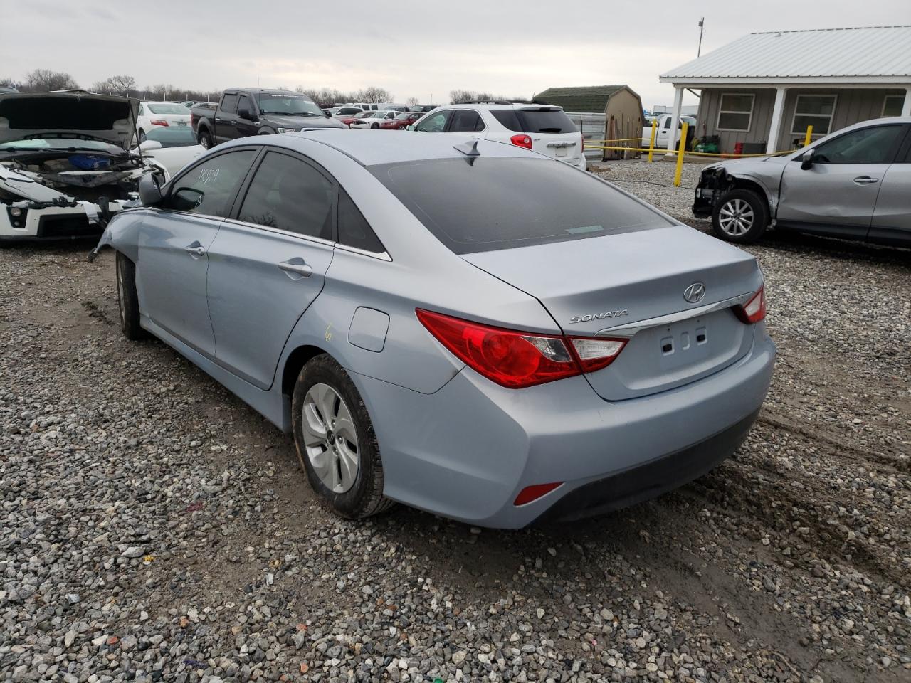 Photo 3 from auction – 2014 HYUNDAI SONATA GLS with VIN 5NPEB4AC0EH811890