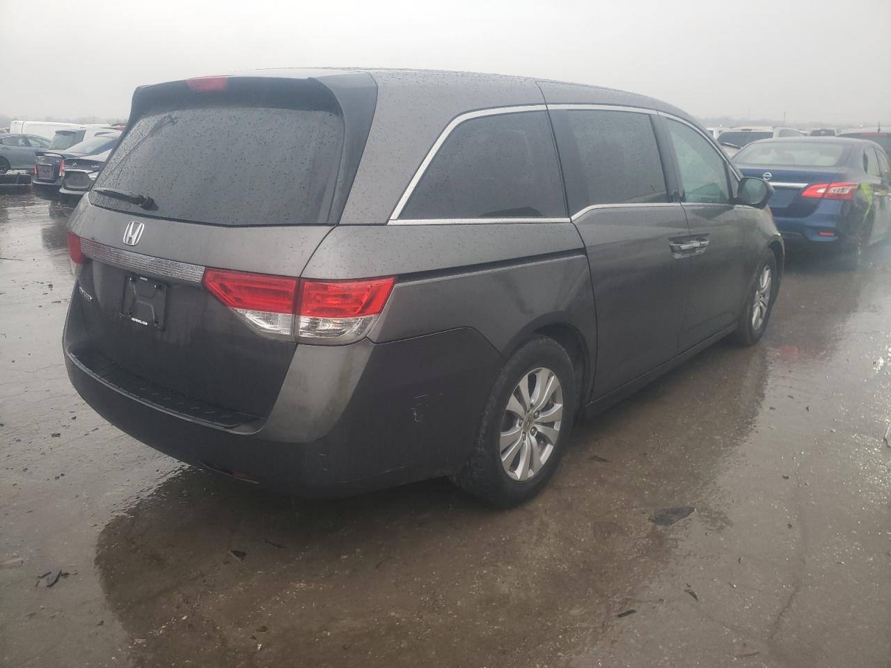 Photo 4 from auction – 2015 HONDA ODYSSEY EX with VIN 5FNRL5H44FB098558
