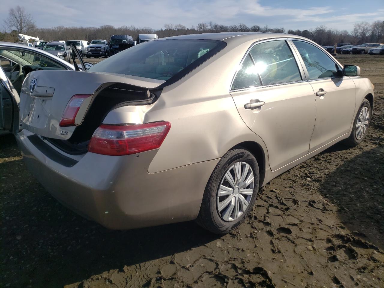 Photo 4 from auction – 2007 TOYOTA CAMRY CE with VIN 4T1BE46K77U539384