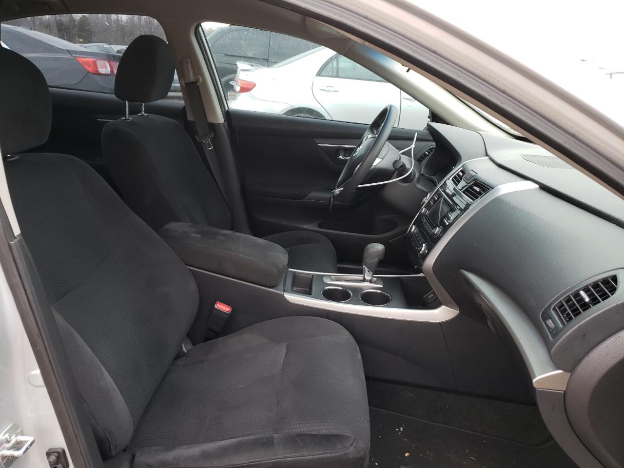 Photo 5 from auction – 2015 NISSAN ALTIMA 2.5 with VIN 1N4AL3AP2FC148611