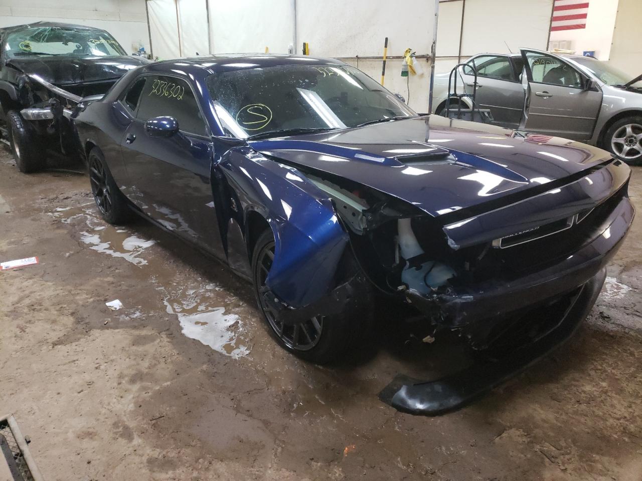 DODGE CHALLENGER 2016 with VIN 2C3CDZFJ8GH337645 - Photo from auction