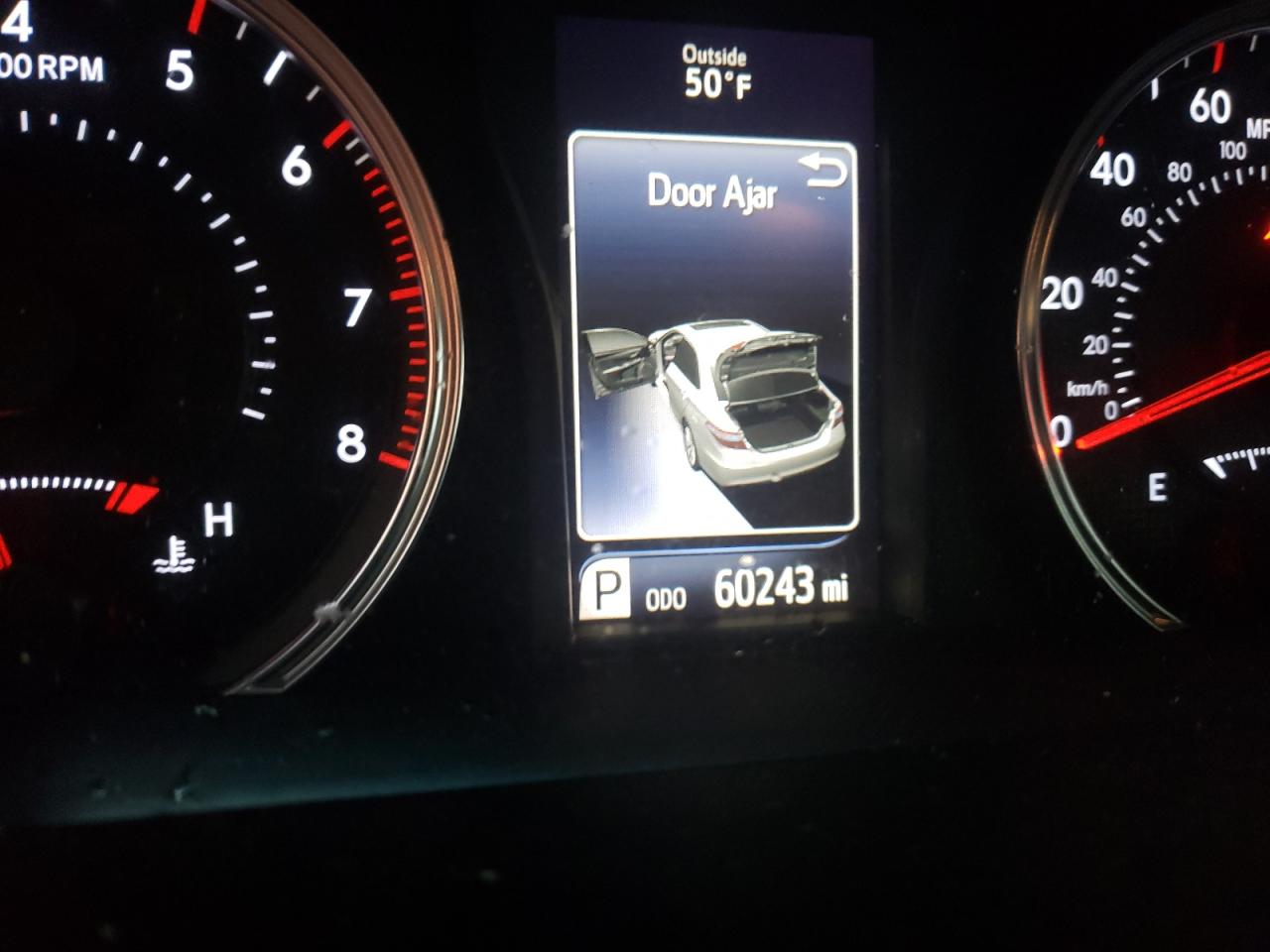 Photo 8 from auction – 2017 TOYOTA CAMRY LE with VIN 4T1BF1FK4HU692298