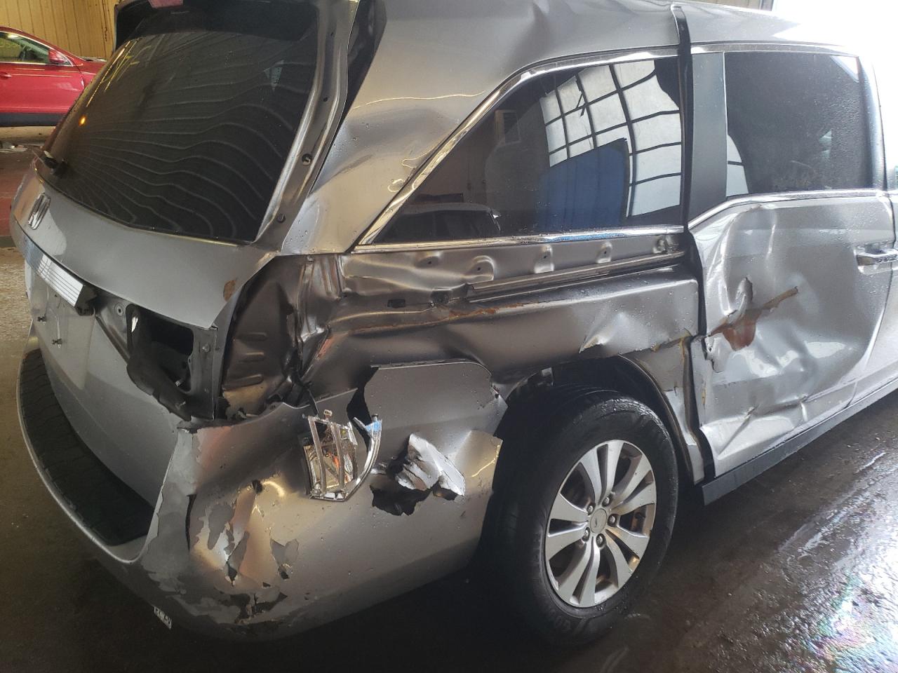 Photo 9 from auction – 2016 HONDA ODYSSEY EX with VIN 5FNRL5H45GB059852
