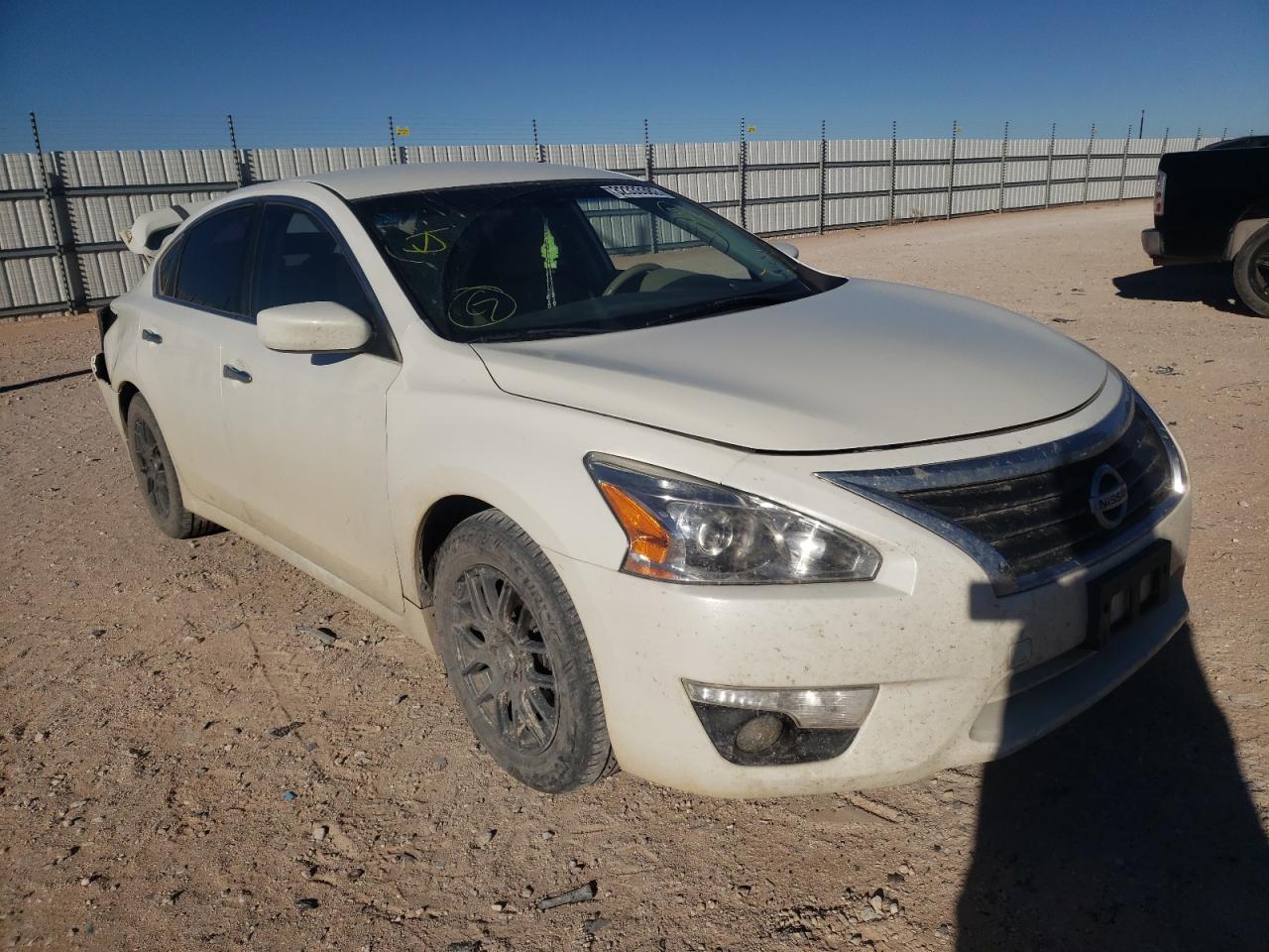 NISSAN ALTIMA 2.5 2015 with VIN 1N4AL3AP0FC231292 - Photo from auction