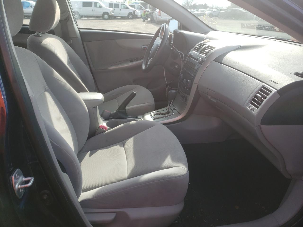 Photo 5 from auction – 2011 TOYOTA COROLLA BA with VIN JTDBU4EE5B9151598