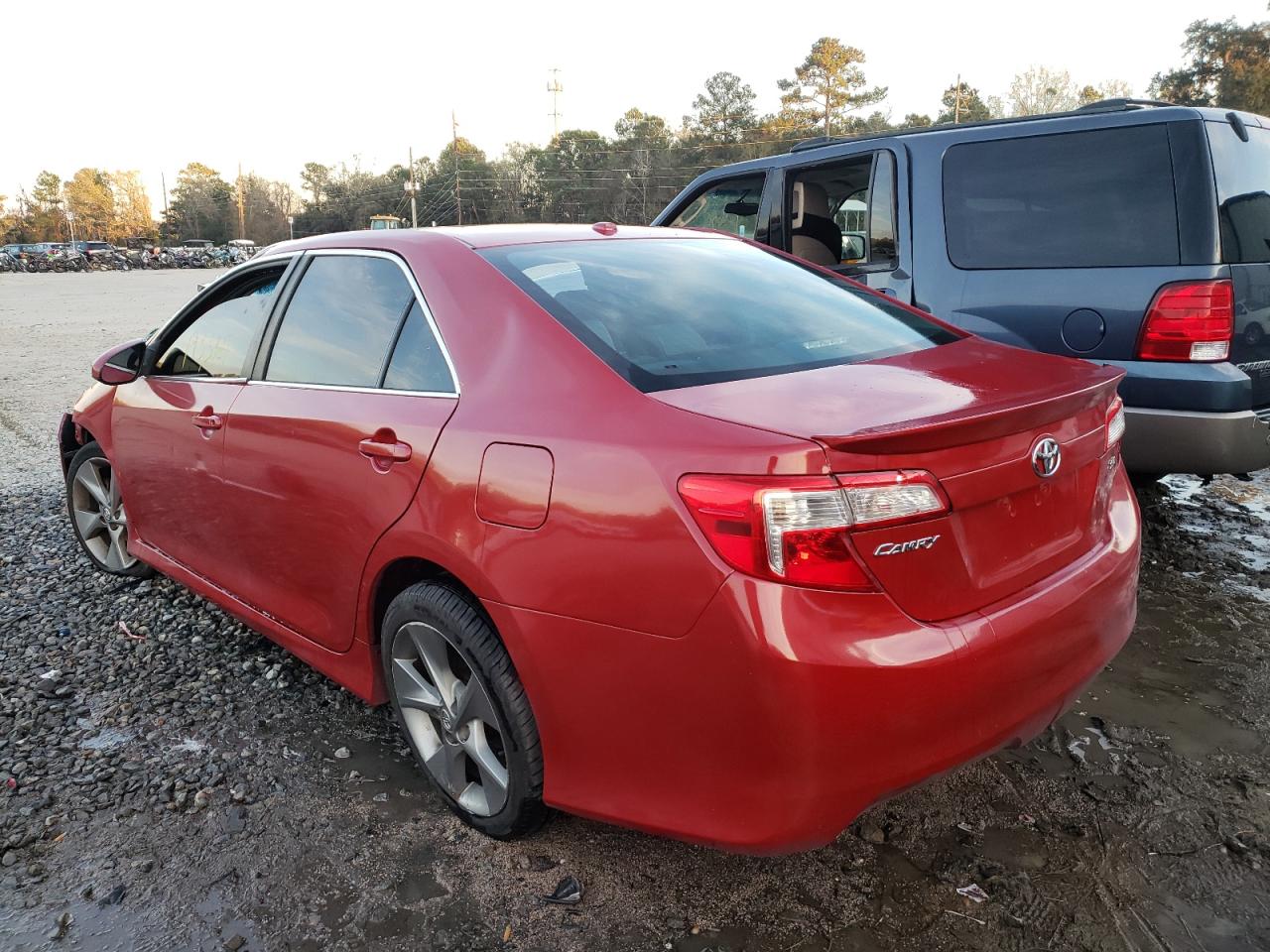 Photo 3 from auction – 2012 TOYOTA CAMRY with VIN 4T1BF1FK0CU620720
