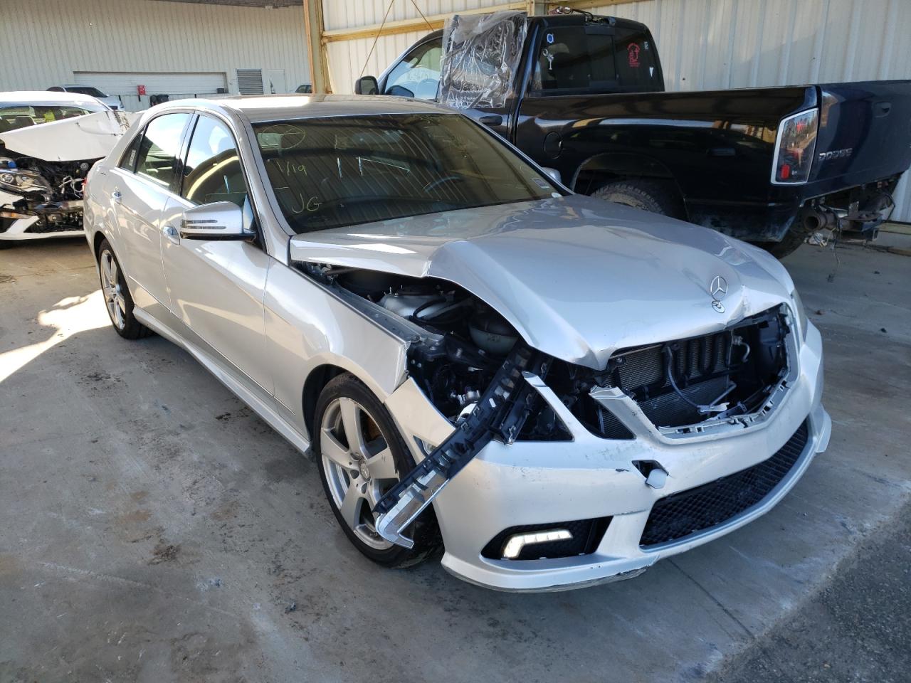 MERCEDES-BENZ E 350 2011 with VIN WDDHF5GBXBA299876 - Photo from auction