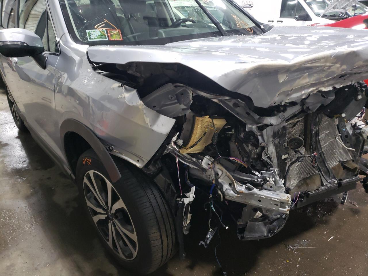 Photo 9 from auction – 2019 SUBARU FORESTER L with VIN JF2SKASC9KH569287