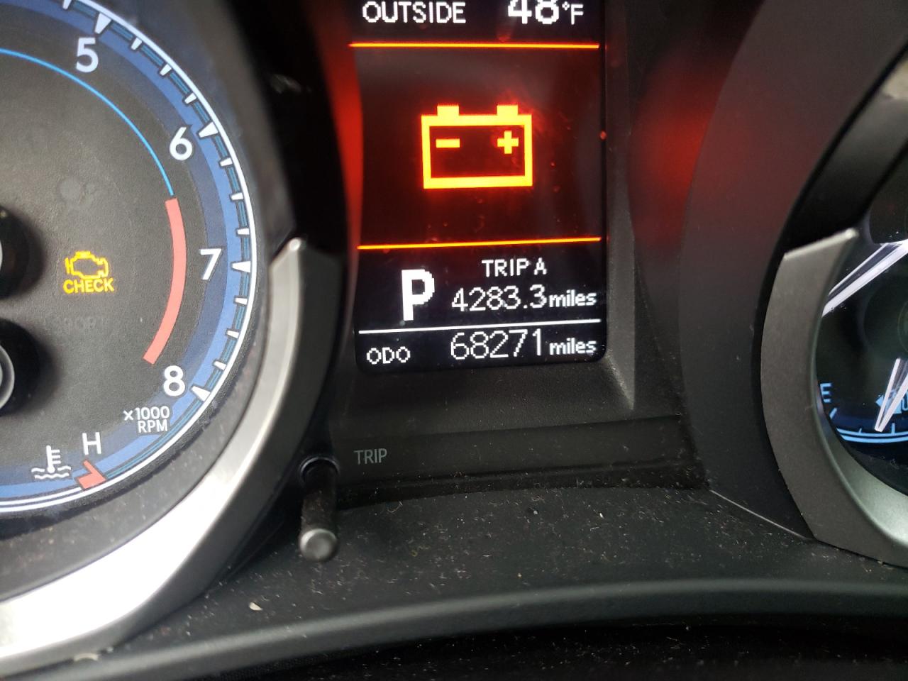 Photo 8 from auction – 2015 TOYOTA COROLLA L with VIN 5YFBURHE9FP247209