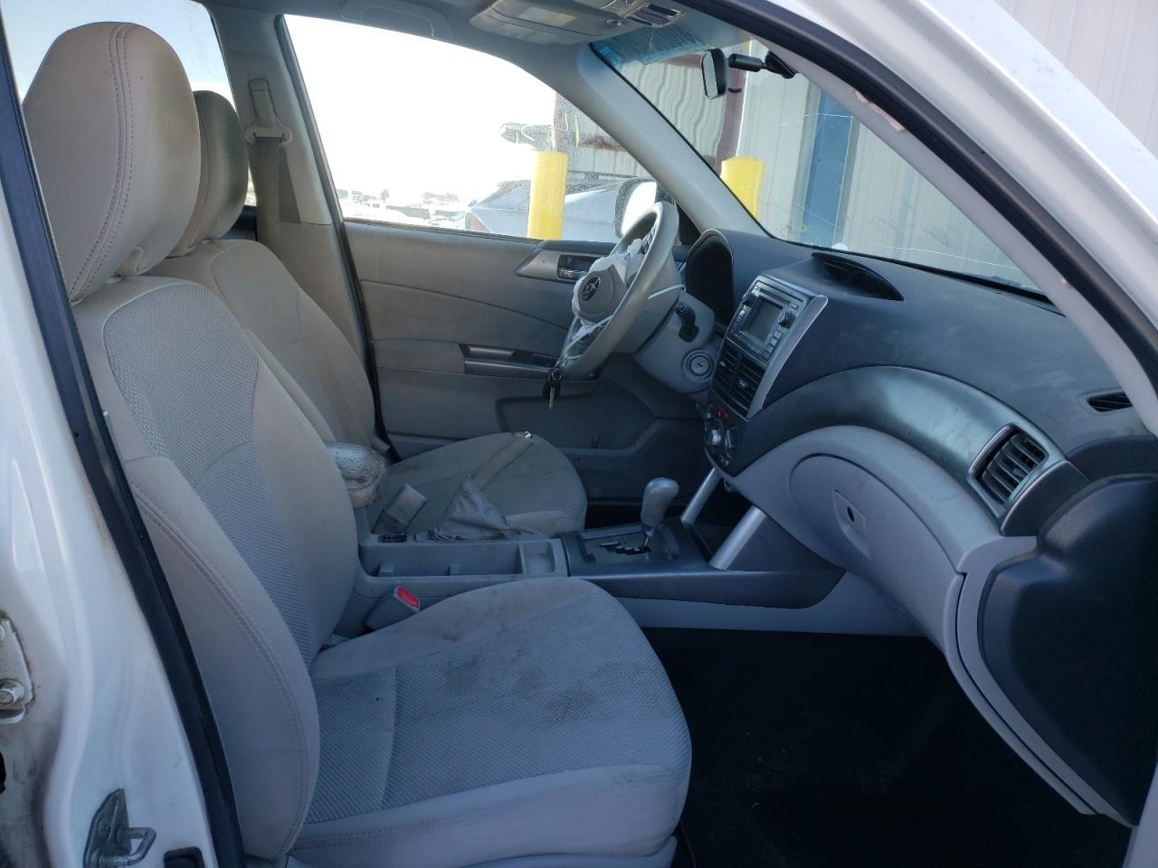 Photo 5 from auction – 2013 SUBARU FORESTER 2 with VIN JF2SHADCXDH431465