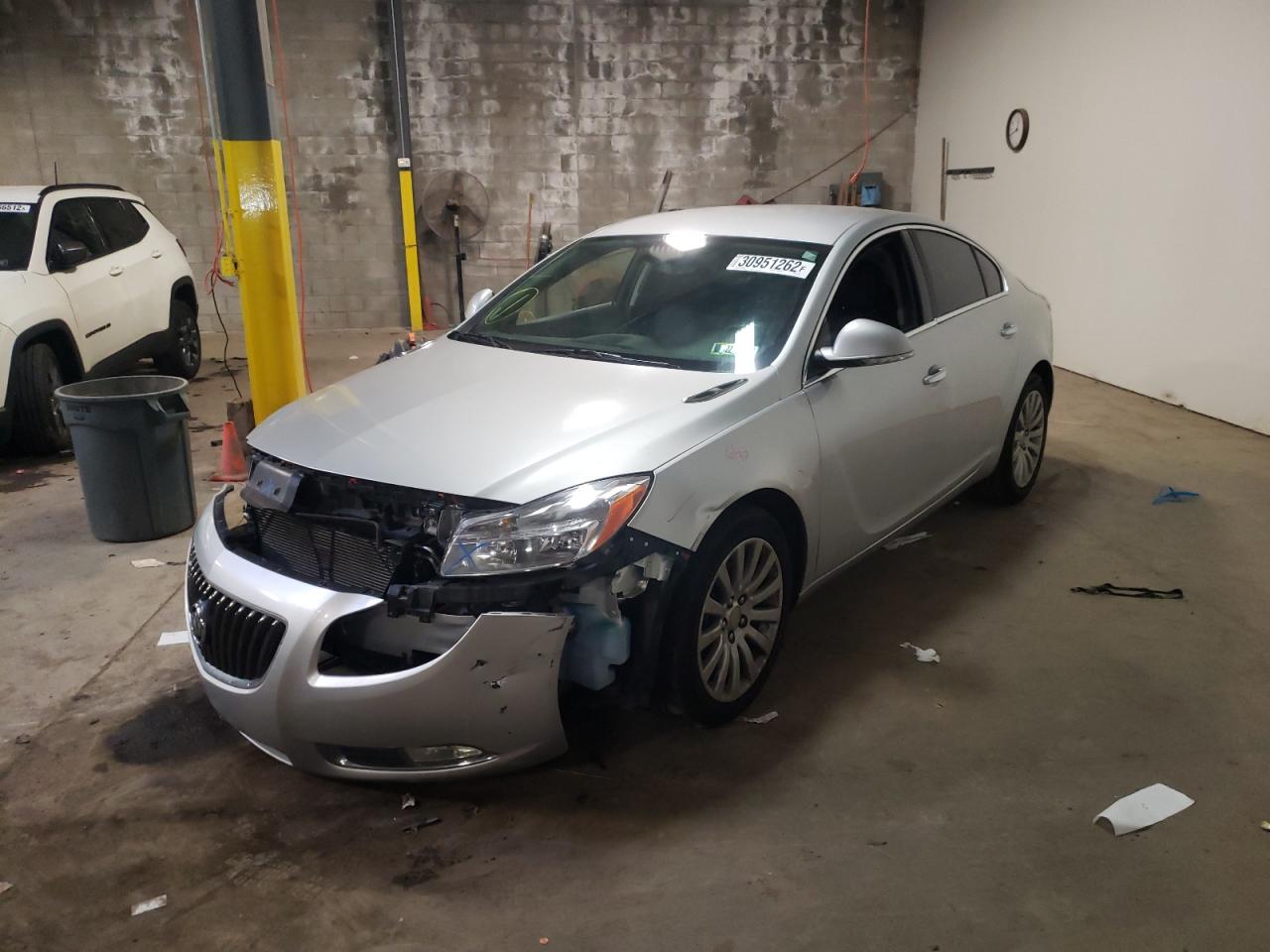 Photo 2 from auction – 2012 BUICK REGAL PREM with VIN 2G4GS5EV9C9212718