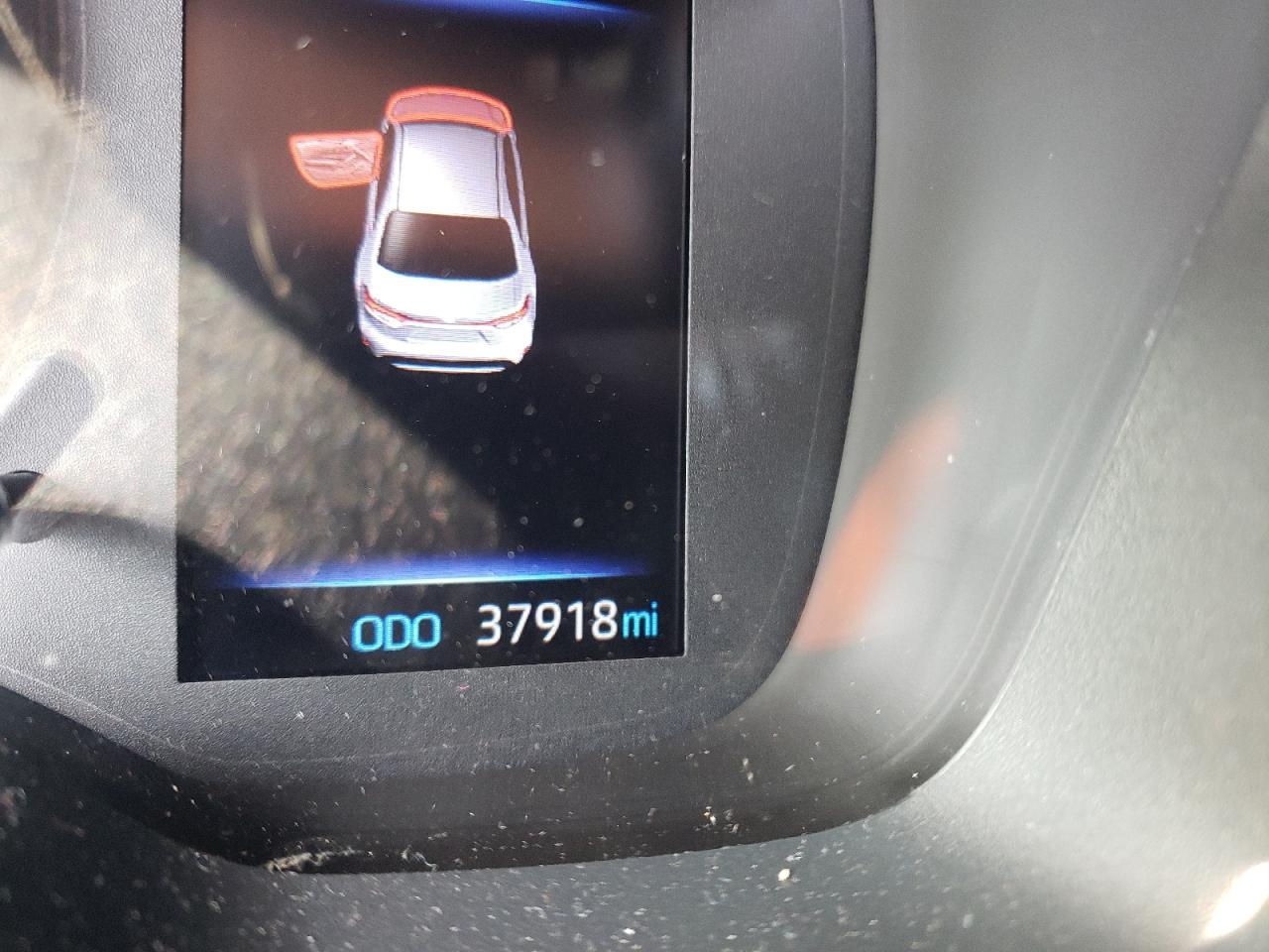 Photo 8 from auction – 2020 TOYOTA COROLLA LE with VIN 5YFEPRAE4LP047624