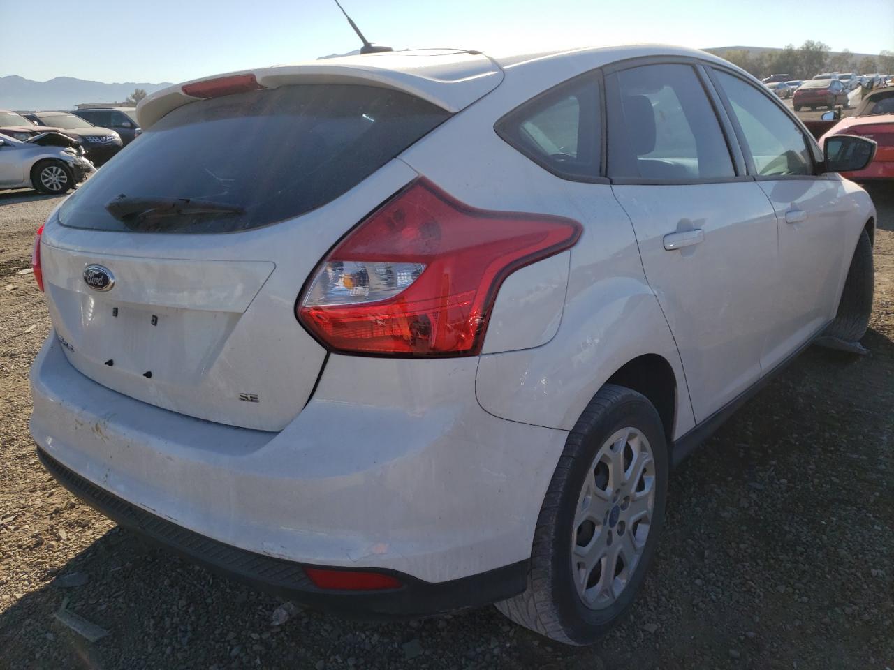 Photo 4 from auction – 2012 FORD FOCUS SE with VIN 1FAHP3K23CL321537