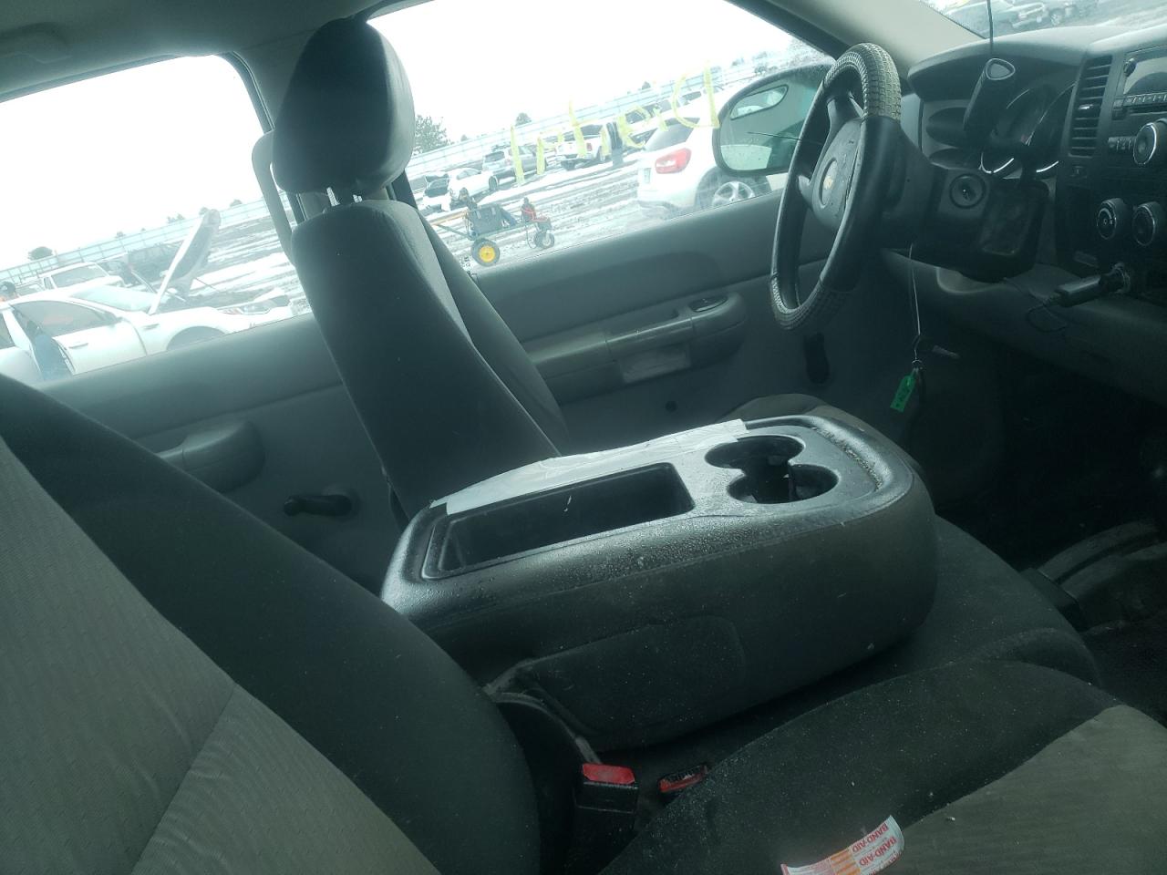 Photo 5 from auction – 2008 CHEVROLET SILVERADO with VIN 1GCHK33KX8F214353
