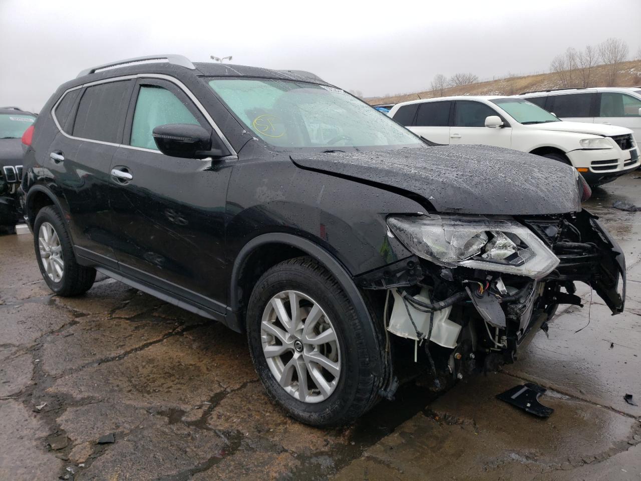 NISSAN ROGUE S 2018 with VIN KNMAT2MV4JP533913 - Photo from auction