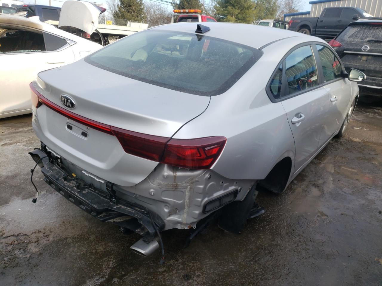 Photo 4 from auction – 2019 KIA FORTE FE with VIN 3KPF24AD7KE061160