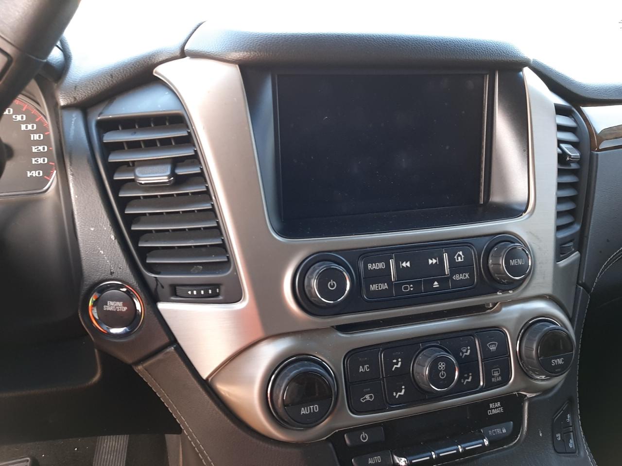 Photo 9 from auction – 2016 GMC YUKON DENA with VIN 1GKS1CKJ4GR313690