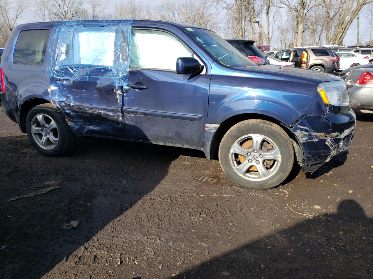 Фото 9 с аукциона – 2014 HONDA PILOT EXL с VIN 5FNYF4H50EB024879