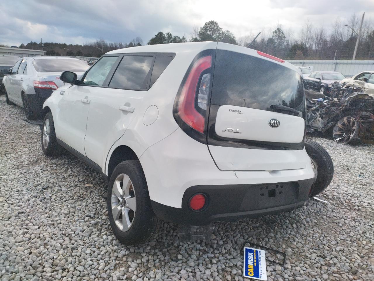 Photo 3 from auction – 2017 KIA SOUL with VIN KNDJN2A27H7410198