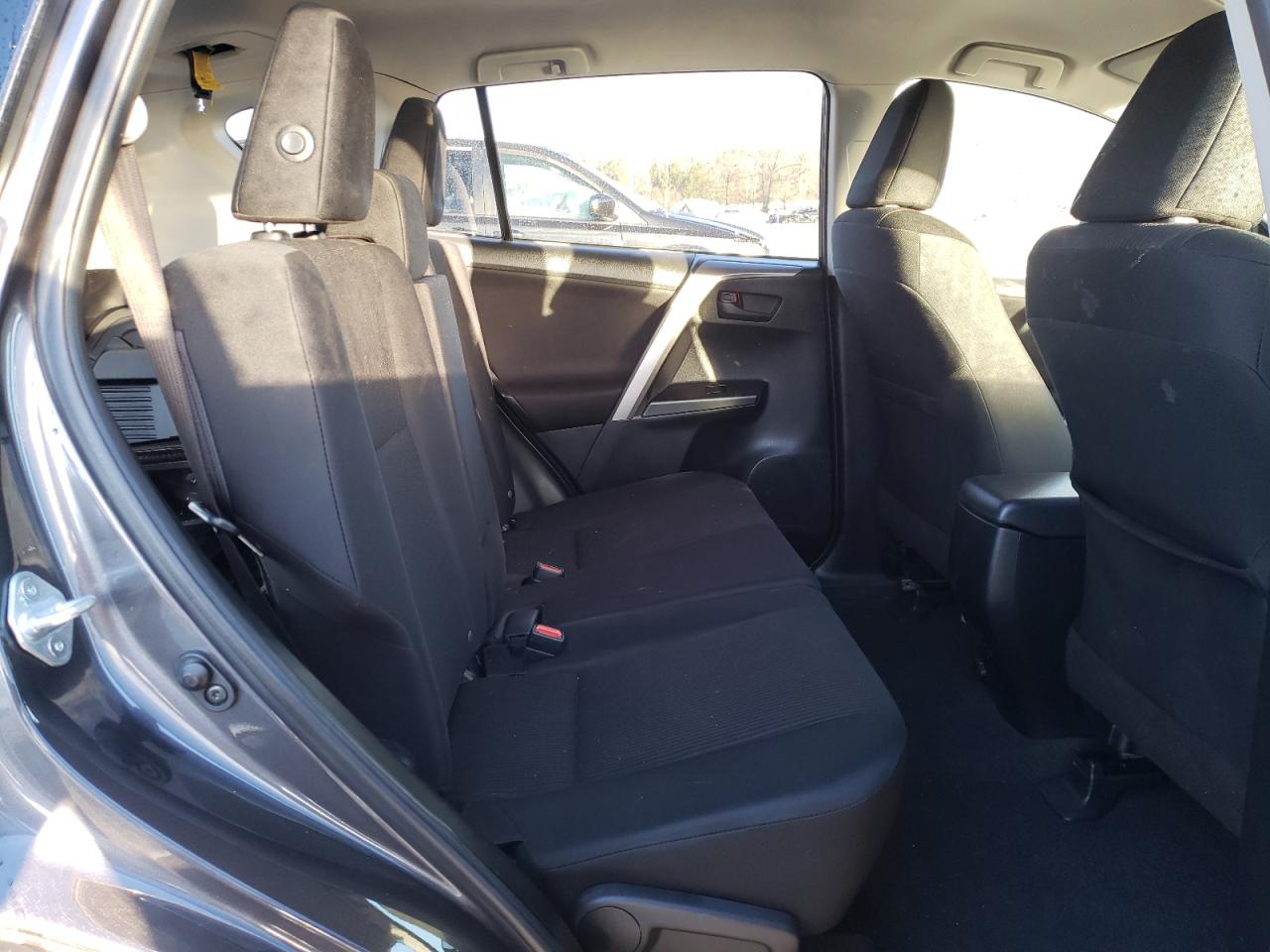 Photo 6 from auction – 2016 TOYOTA RAV4 LE with VIN JTMBFREV4GJ051795