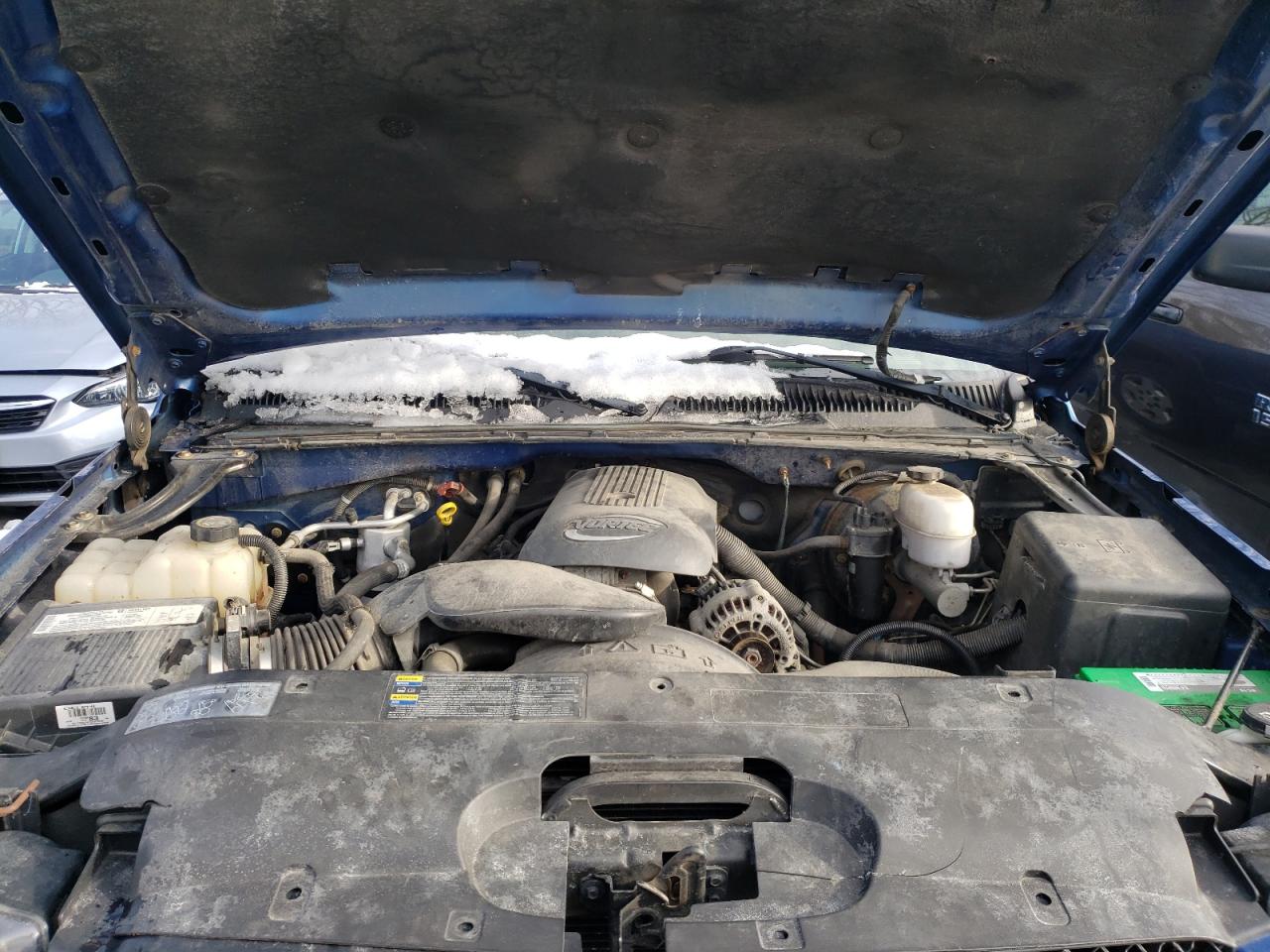 Photo 7 from auction – 2004 CHEVROLET SILVERADO with VIN 2GCEK19T041364979