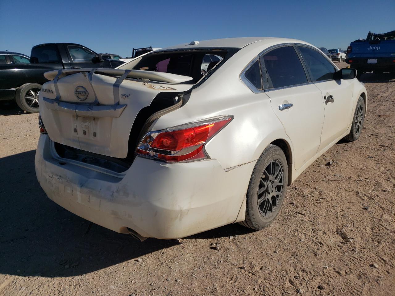 Photo 4 from auction – 2015 NISSAN ALTIMA 2.5 with VIN 1N4AL3AP0FC231292