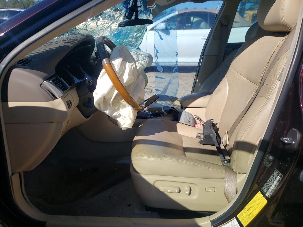 Photo 5 from auction – 2005 LEXUS ES 330 with VIN JTHBA30G055107112