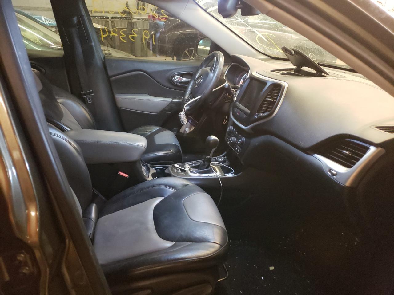 Photo 5 from auction – 2014 JEEP CHEROKEE L with VIN 1C4PJMDS5EW206496
