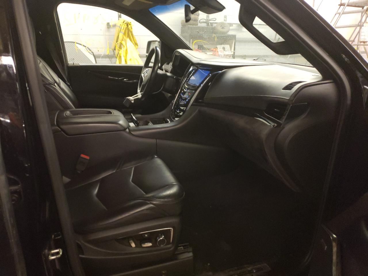 Photo 5 from auction – 2016 CADILLAC ESCALADE E with VIN 1GYS4KKJ6GR456485