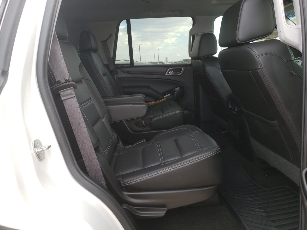 Photo 6 from auction – 2017 GMC YUKON DENA with VIN 1GKS2CKJ2HR377595