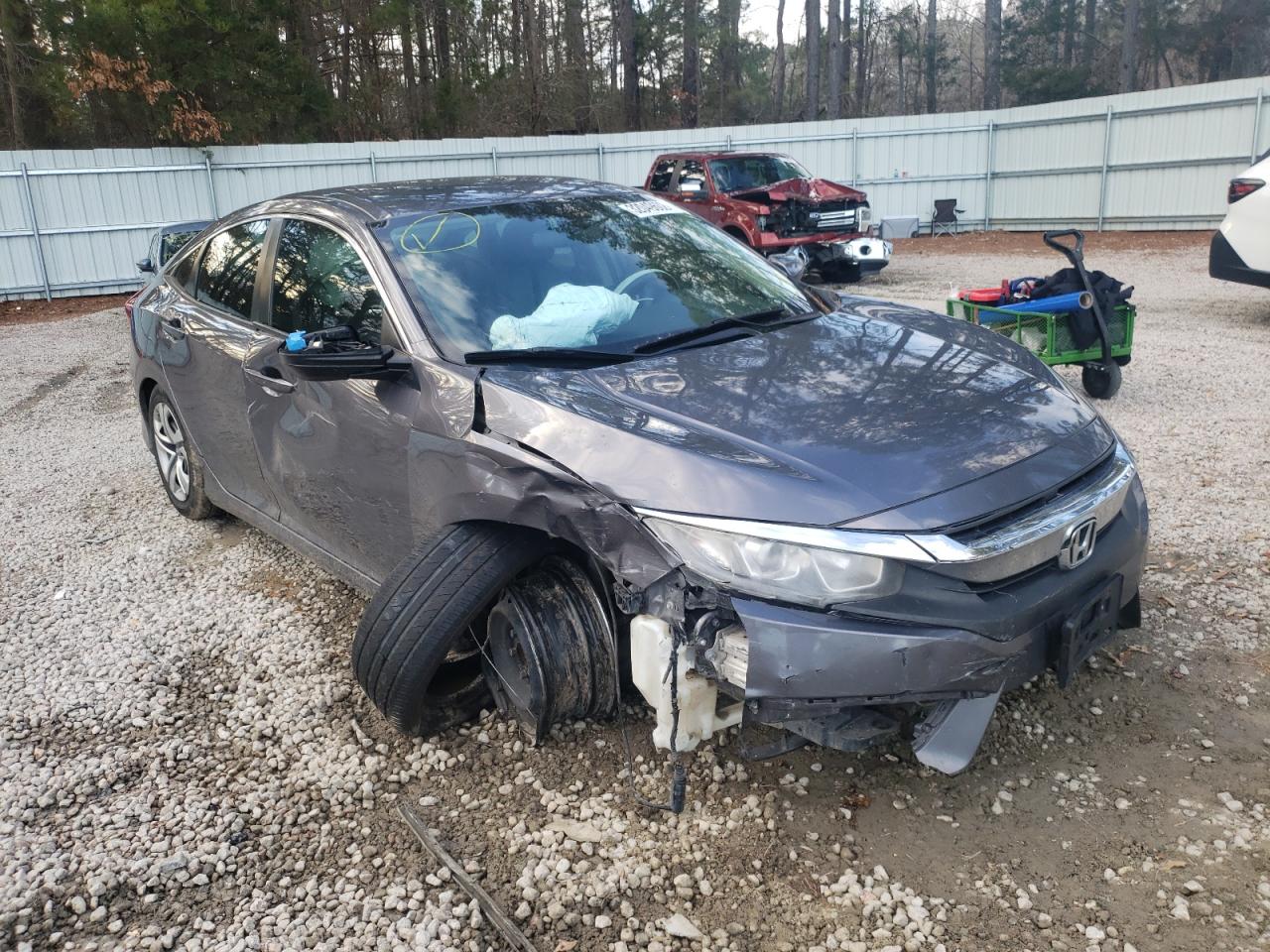 Photo 1 from auction – 2017 HONDA CIVIC LX with VIN 19XFC2F54HE043694