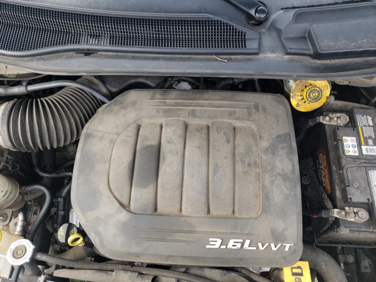 Photo 7 from auction – 2014 CHRYSLER TOWN & COU with VIN 2C4RC1HG0ER177814