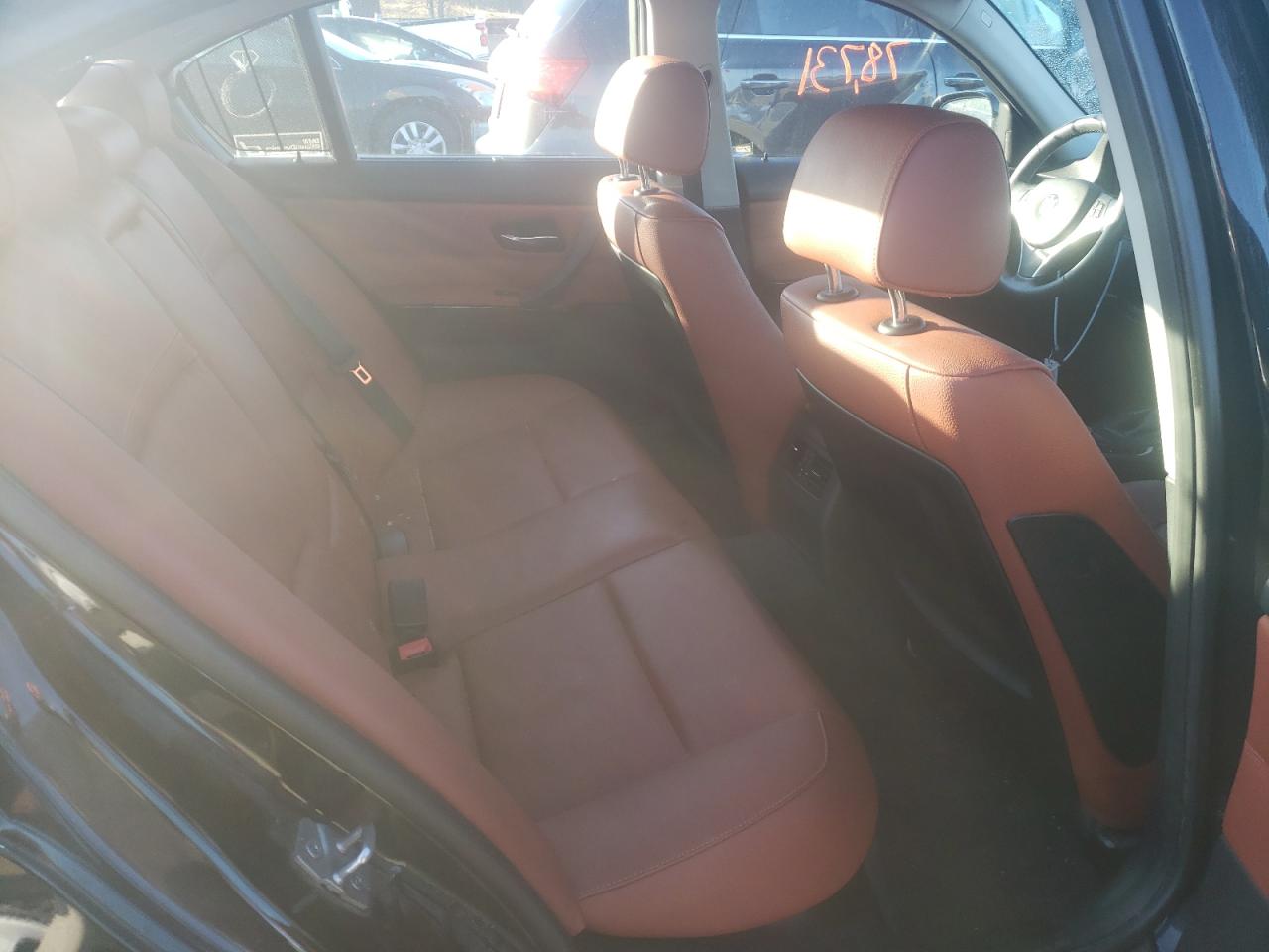 Photo 6 from auction – 2011 BMW 335 I with VIN WBAPM5C50BE577461