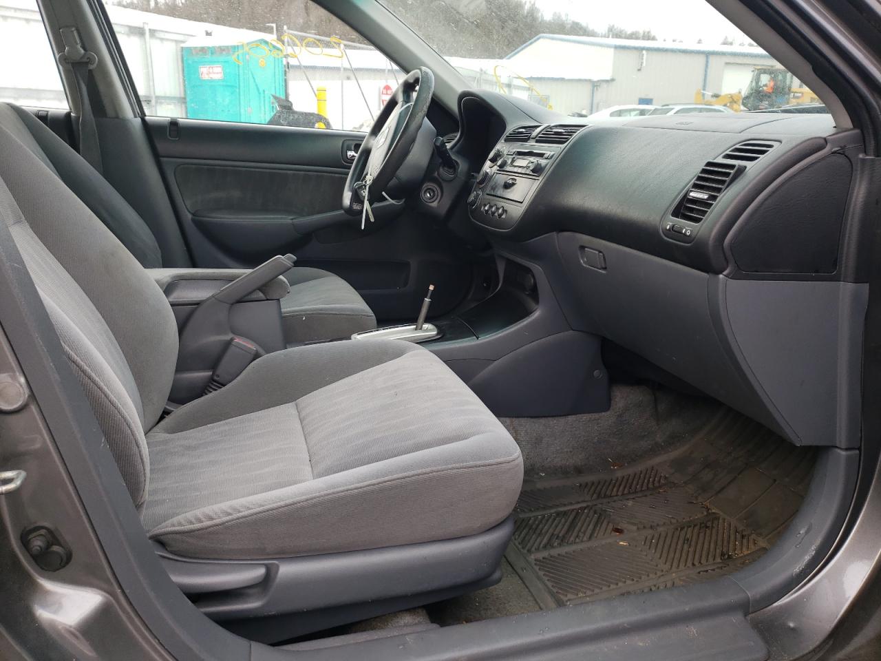 Photo 5 from auction – 2005 HONDA CIVIC with VIN 2HGES16525H515448