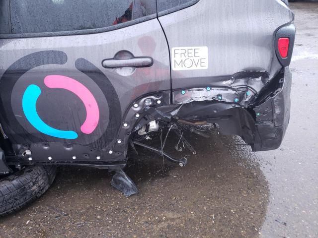 Photo 9 from auction – 2021 JEEP RENEGADE L with VIN ZACNJDBB5MPM77397