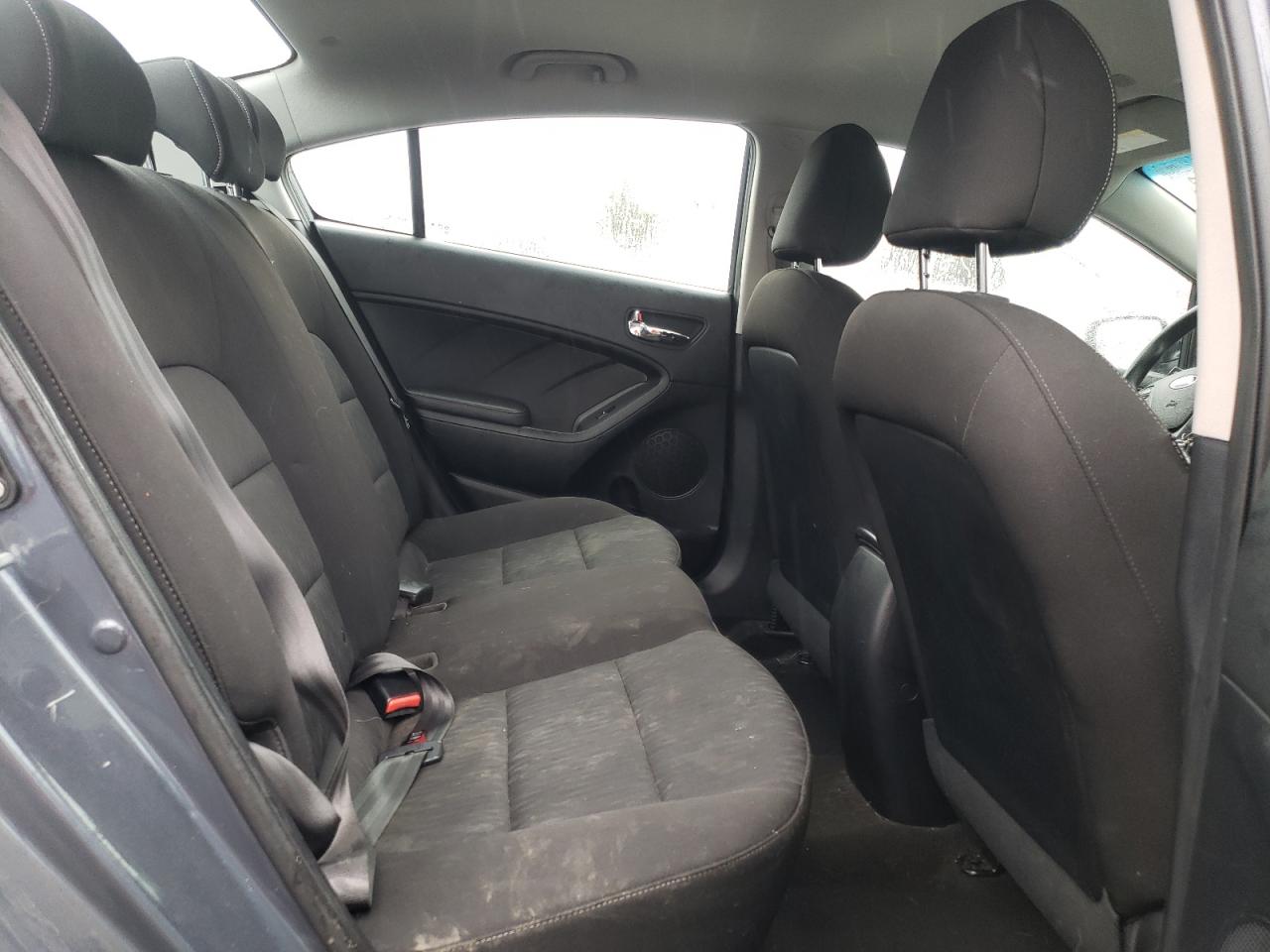 Photo 6 from auction – 2016 KIA FORTE LX with VIN KNAFK4A61G5456145
