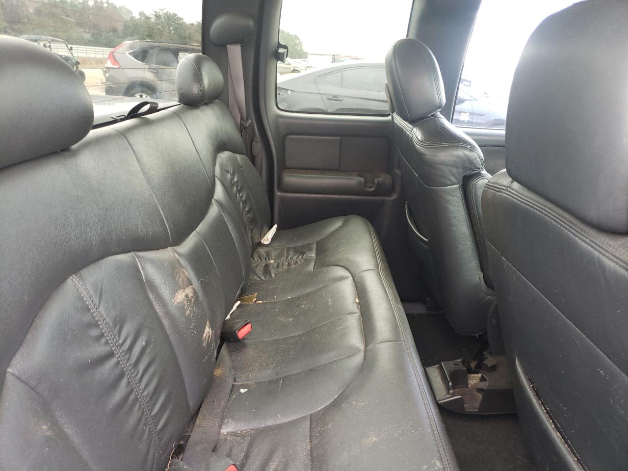 Photo 6 from auction – 2002 CHEVROLET SILVERADO with VIN 2GCEC19T721119932