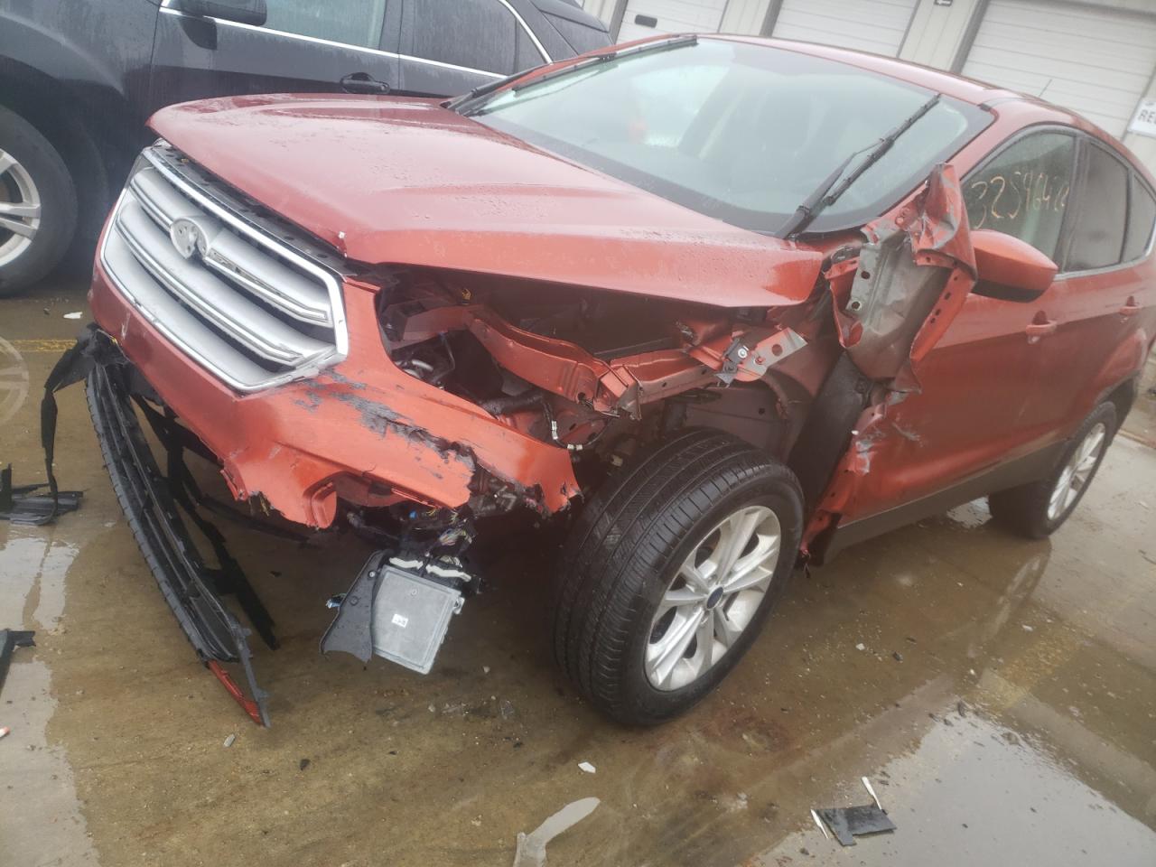Photo 9 from auction – 2019 FORD ESCAPE SE with VIN 1FMCU0GDXKUB99317