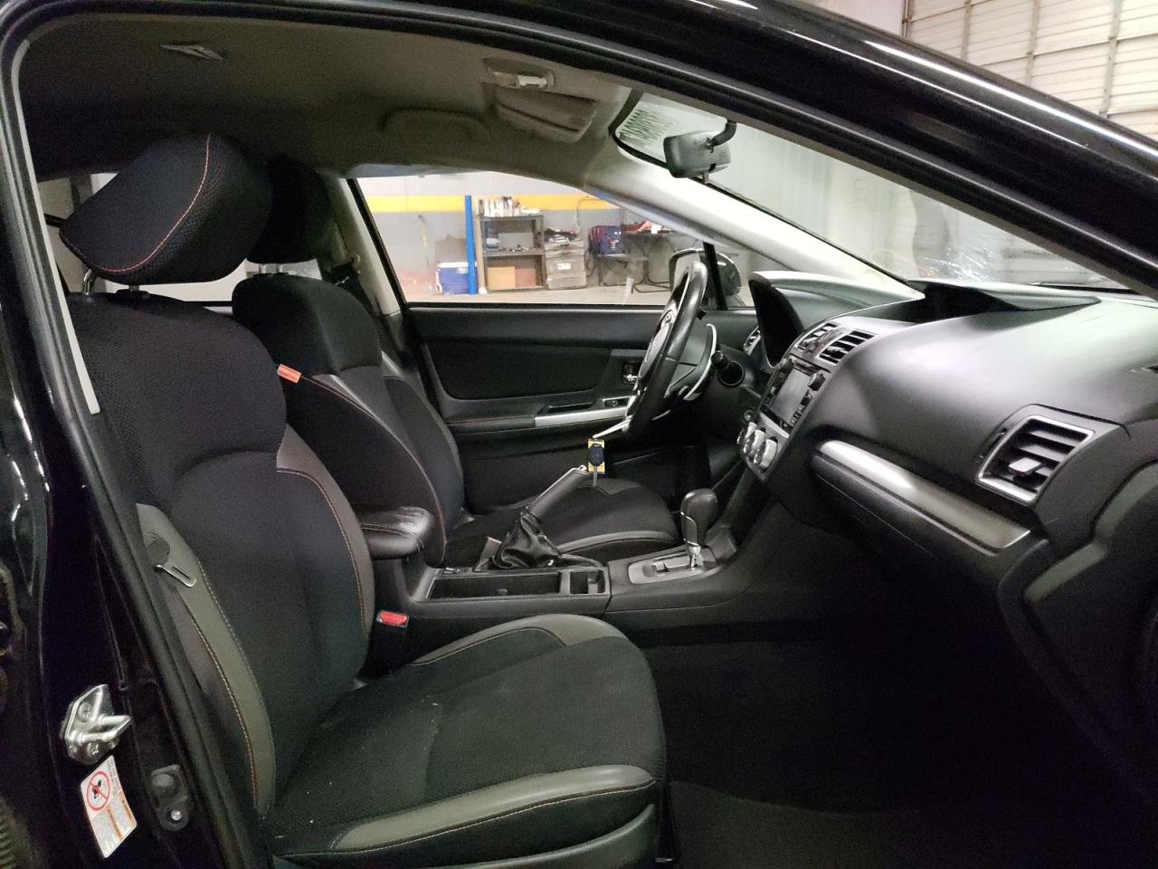 Photo 5 from auction – 2016 SUBARU CROSSTREK with VIN JF2GPABC1G8282895