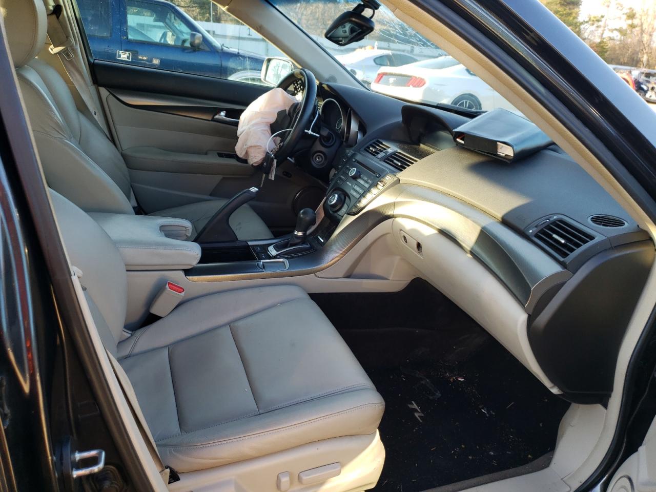 Photo 5 from auction – 2012 ACURA TL with VIN 19UUA8F26CA029394