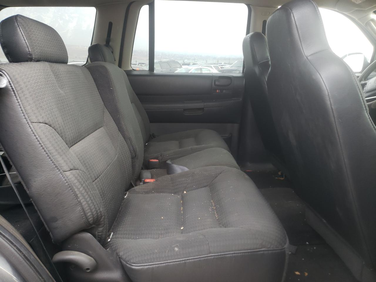 Photo 6 from auction – 2003 DODGE DURANGO SP with VIN 1D4HS38N43F526764