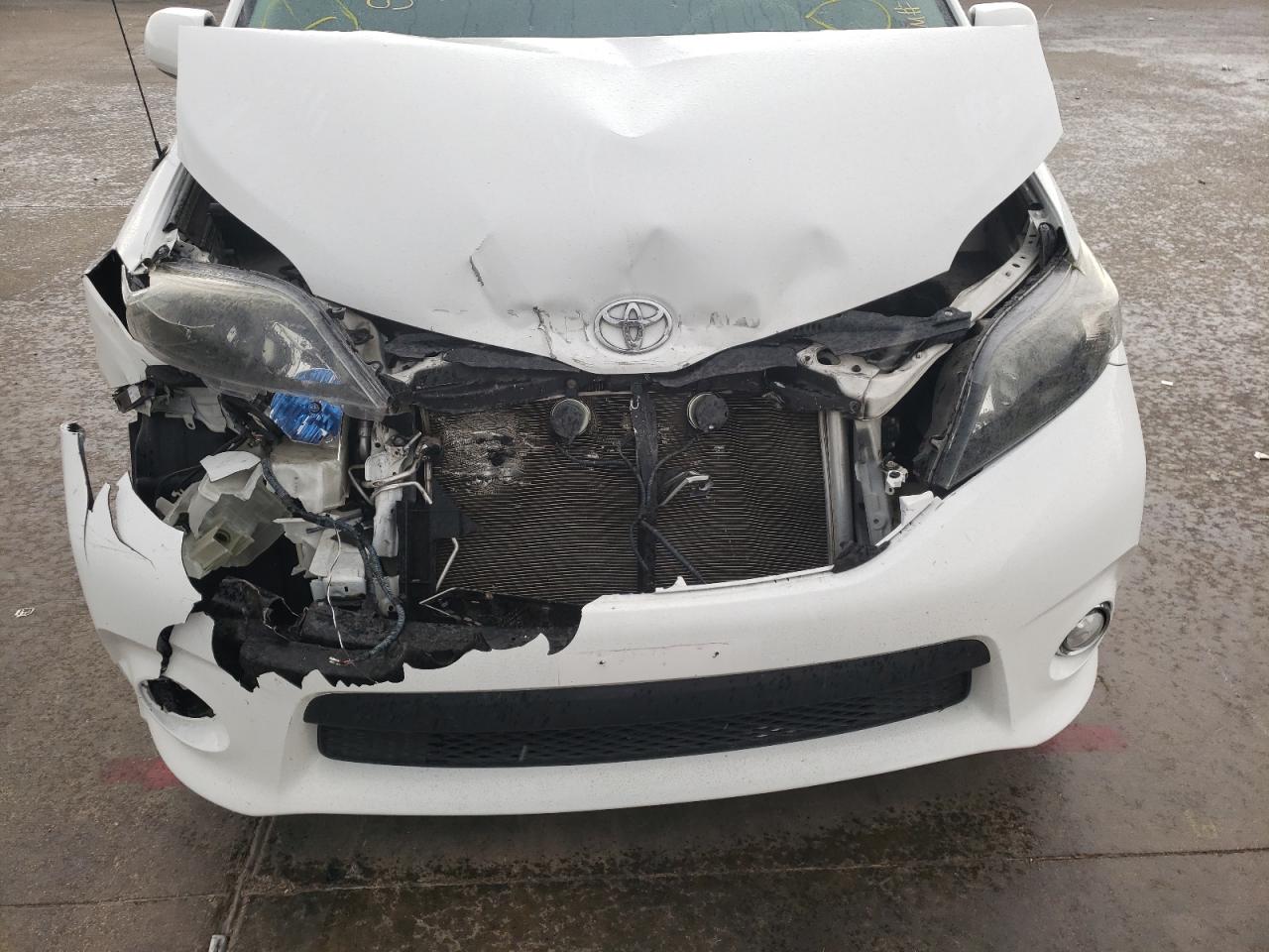 Photo 7 from auction – 2014 TOYOTA SIENNA SPO with VIN 5TDXK3DC2ES511454