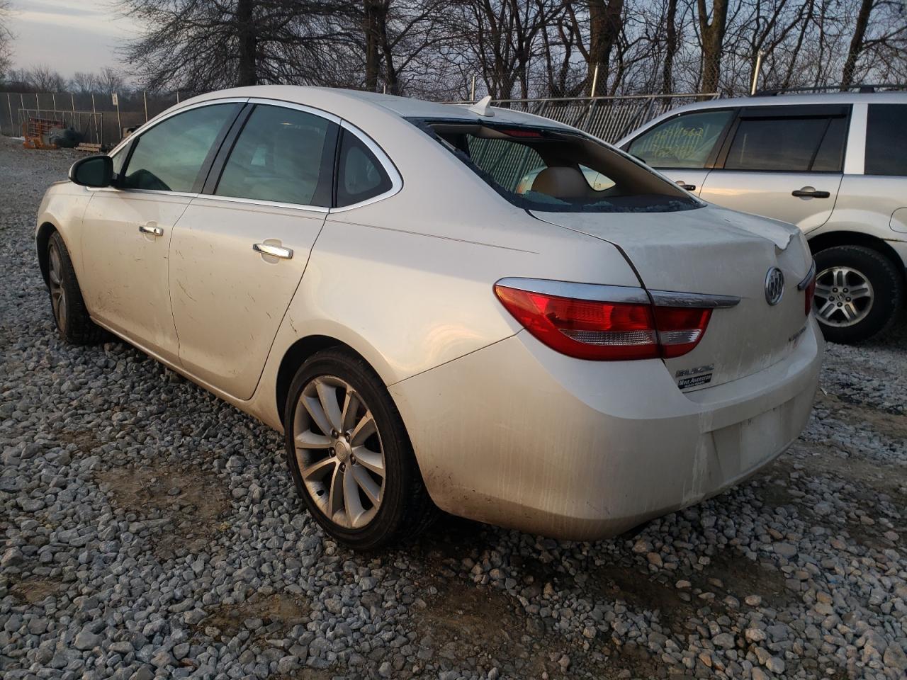 Photo 3 from auction – 2014 BUICK VERANO with VIN 1G4PP5SK5E4105084