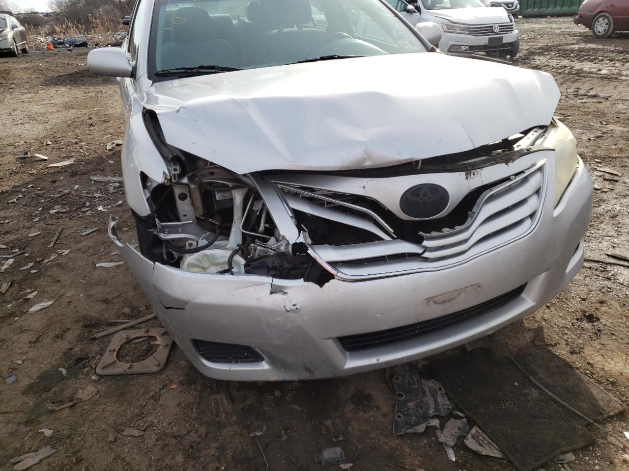 Photo 9 from auction – 2010 TOYOTA CAMRY BASE with VIN 4T1BF3EK2AU103638
