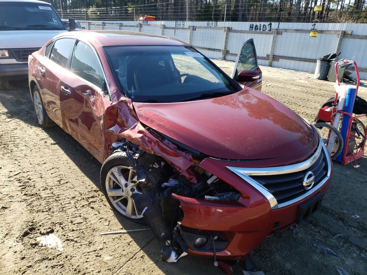 NISSAN ALTIMA 2.5 2015 with VIN 1N4AL3AP6FC264748 - Photo from auction