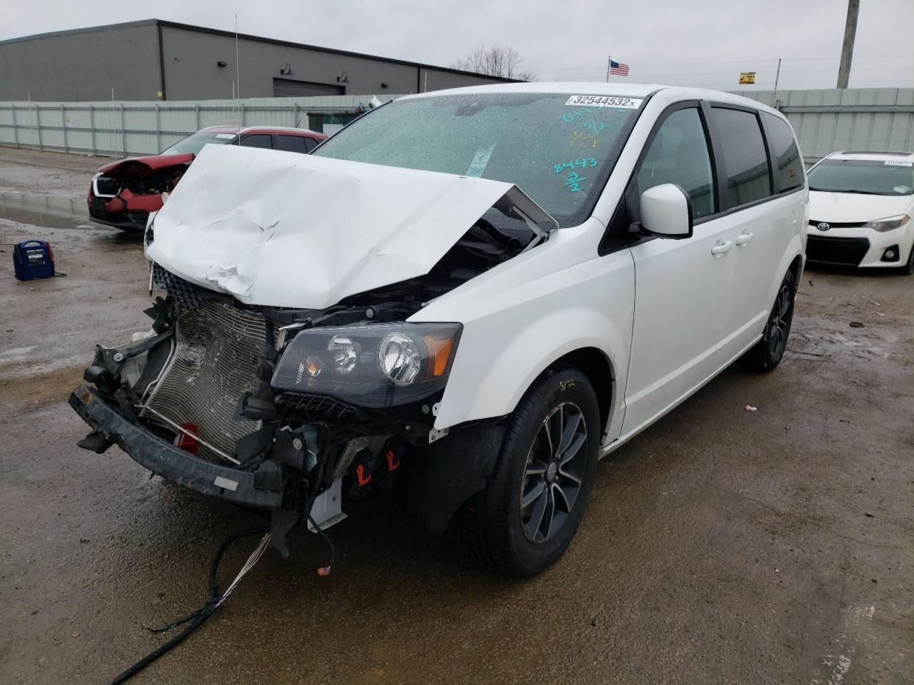 Photo 2 from auction – 2019 DODGE GRAND CARA with VIN 2C4RDGEG8KR658443