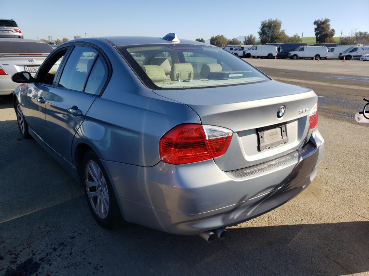 Photo 3 from auction – 2006 BMW 3 SERIES with VIN WBAVB135X6PT23241