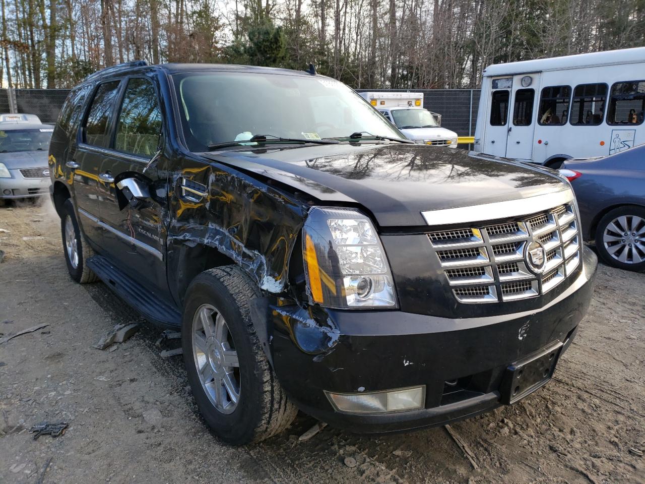 CADILLAC ESCALADE L 2008 with VIN 1GYFK63838R243716 - Photo from auction